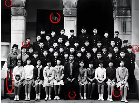 进击的汉字诡异合照通关攻略